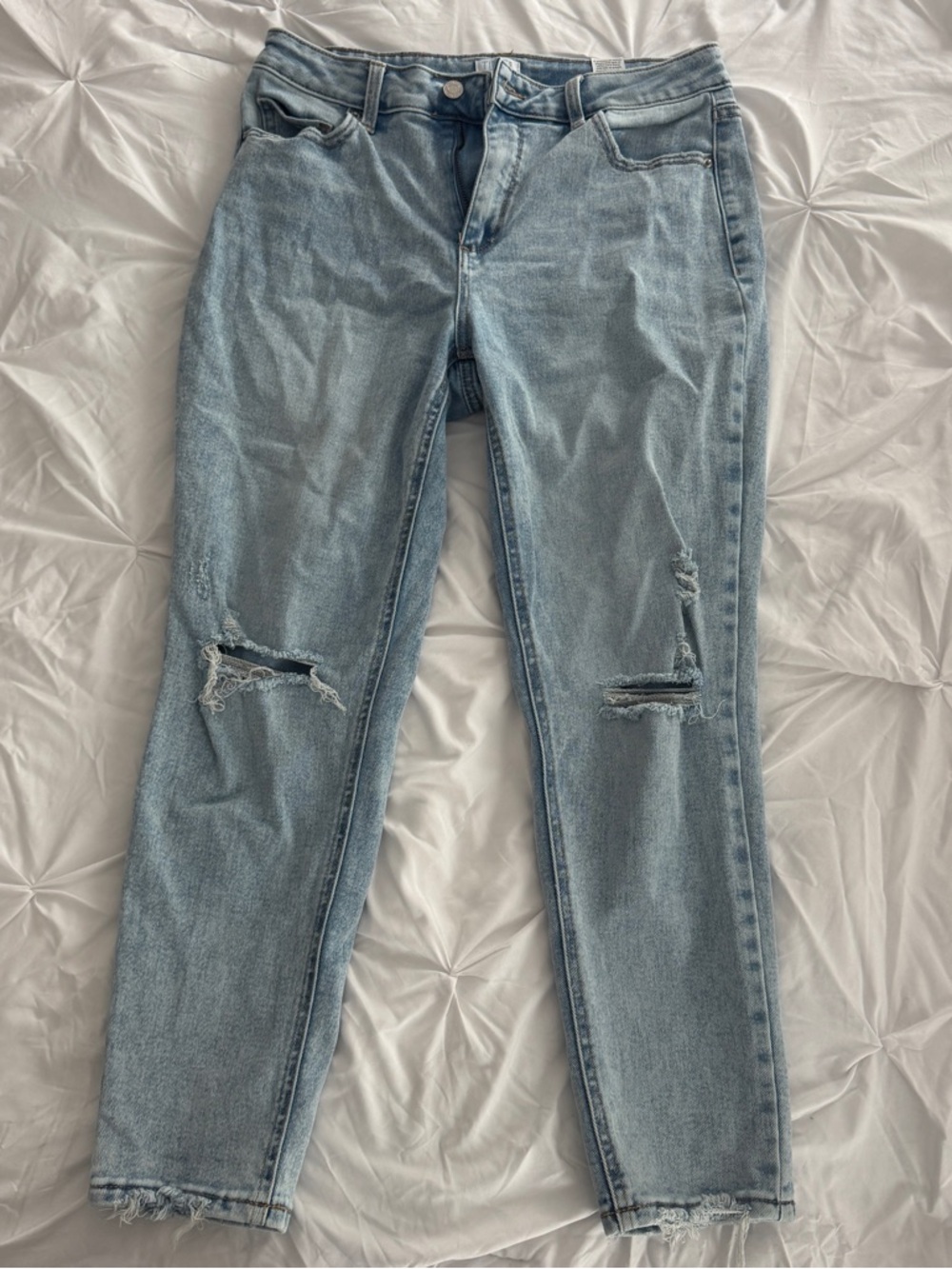 Light Wash Distressed Jeans
